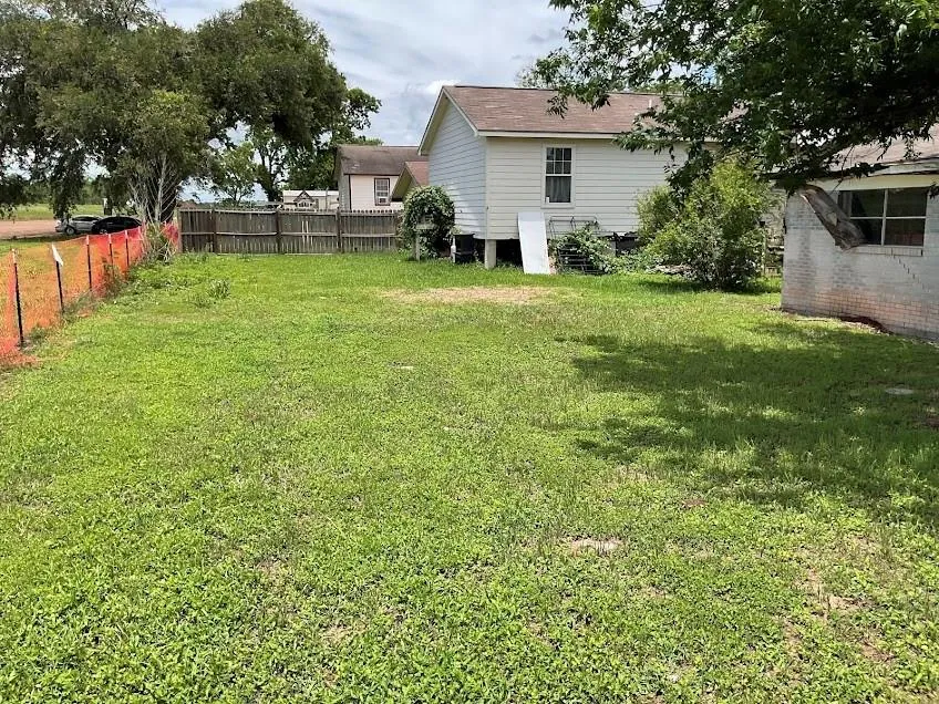 1517 Columbine Street Wharton, TX 77488