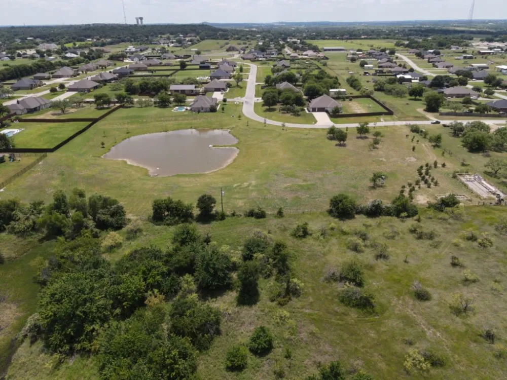 3322 Mariposa Ridge Crowley, TX 76036