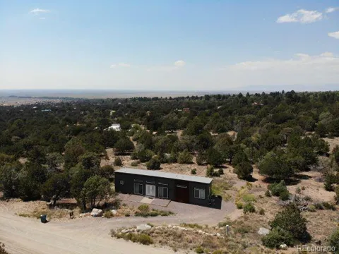 1923 Lone Pine Way