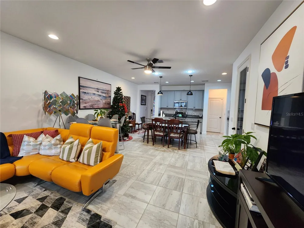 5508 VIOLA LEE WAY Lutz, FL 33558