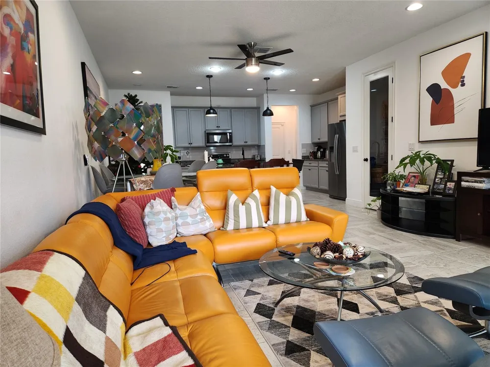 5508 VIOLA LEE WAY Lutz, FL 33558
