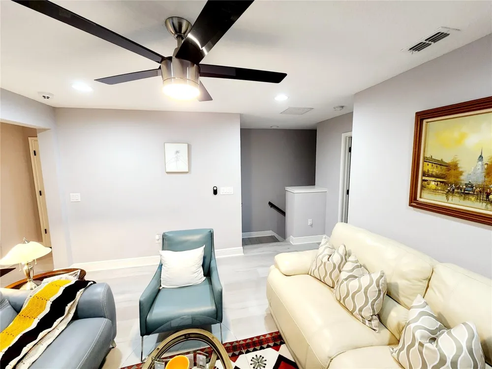 5508 VIOLA LEE WAY Lutz, FL 33558