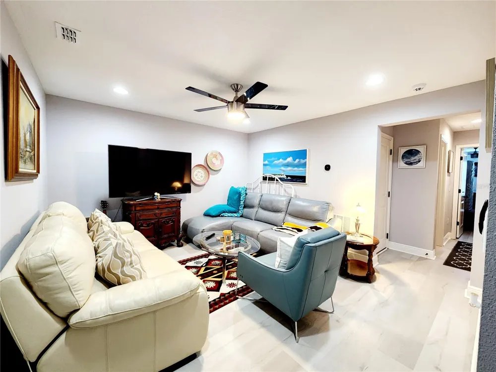 5508 VIOLA LEE WAY Lutz, FL 33558