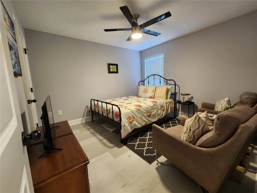 5508 VIOLA LEE WAY Lutz, FL 33558