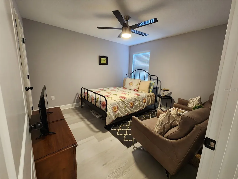 5508 VIOLA LEE WAY Lutz, FL 33558