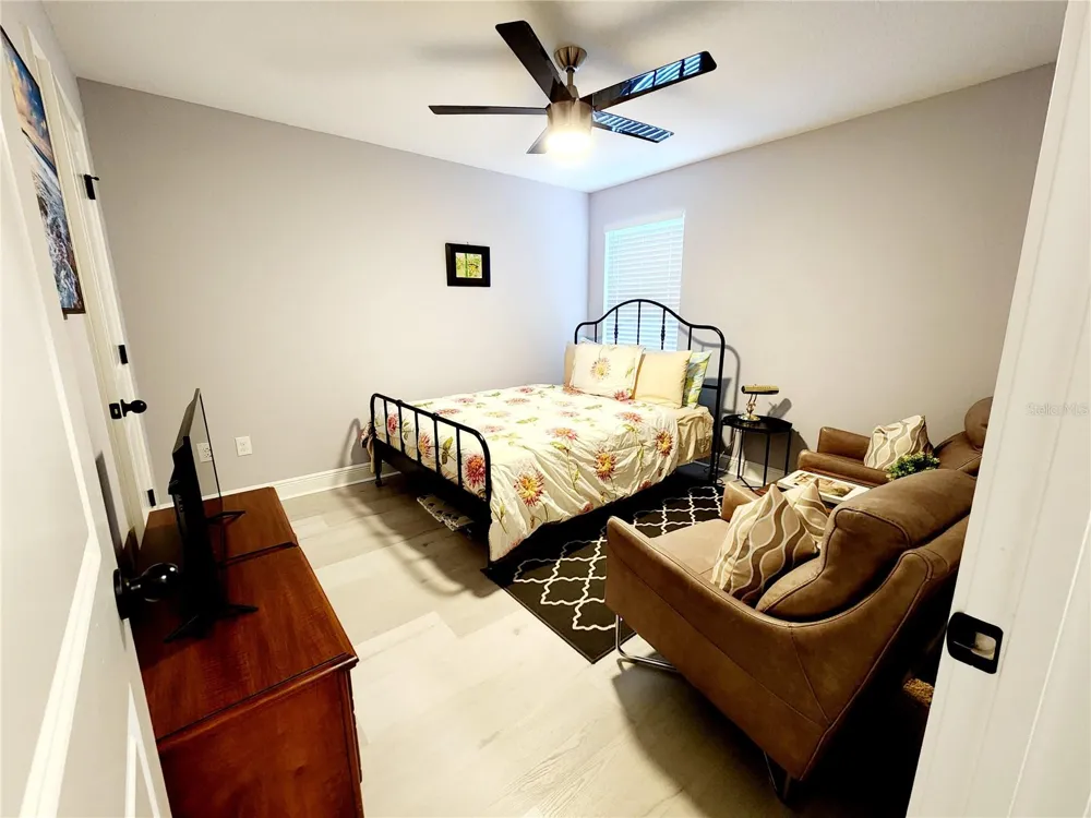 5508 VIOLA LEE WAY Lutz, FL 33558