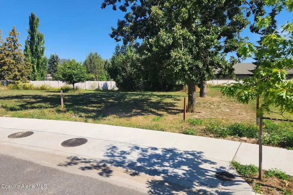1704&1710 Irvine Way Sandpoint, ID 83864