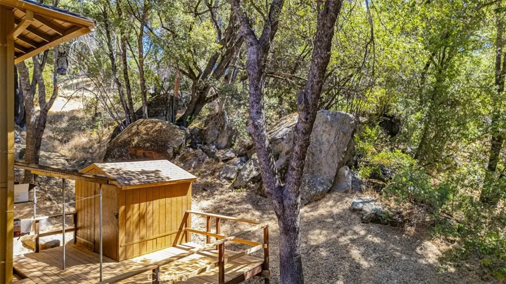 38601 Bon Veu Circle Oakhurst, CA 93644