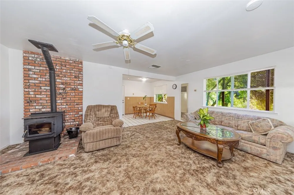 38601 Bon Veu Circle Oakhurst, CA 93644