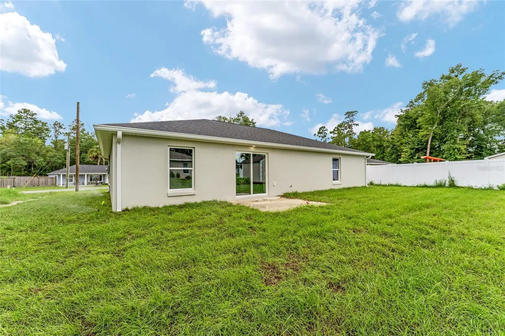 13027 NE 5TH PLACE Silver Springs, FL 34488