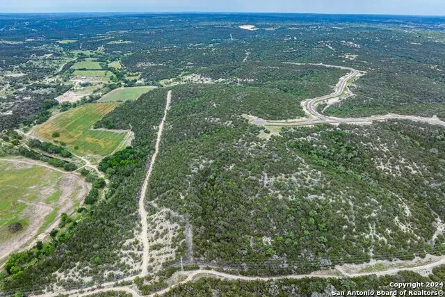 195 & 200 Countless Views Dr. Kerrville, TX 78028
