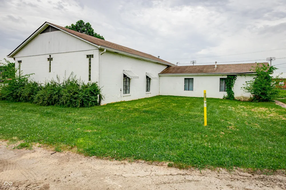 20-24 Eisenhower Drive Edinburgh, IN 46124