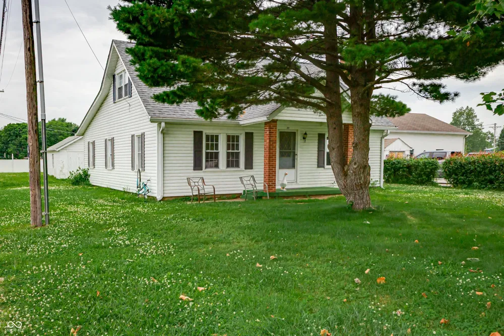 20-24 Eisenhower Drive Edinburgh, IN 46124