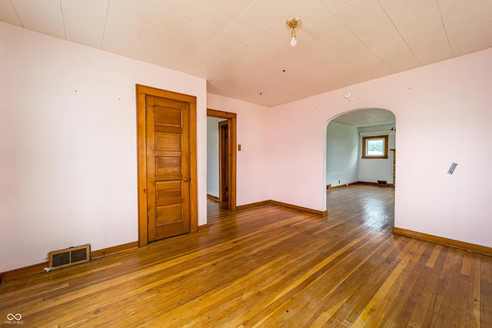 20-24 Eisenhower Drive Edinburgh, IN 46124