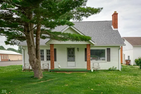 20-24 Eisenhower Drive