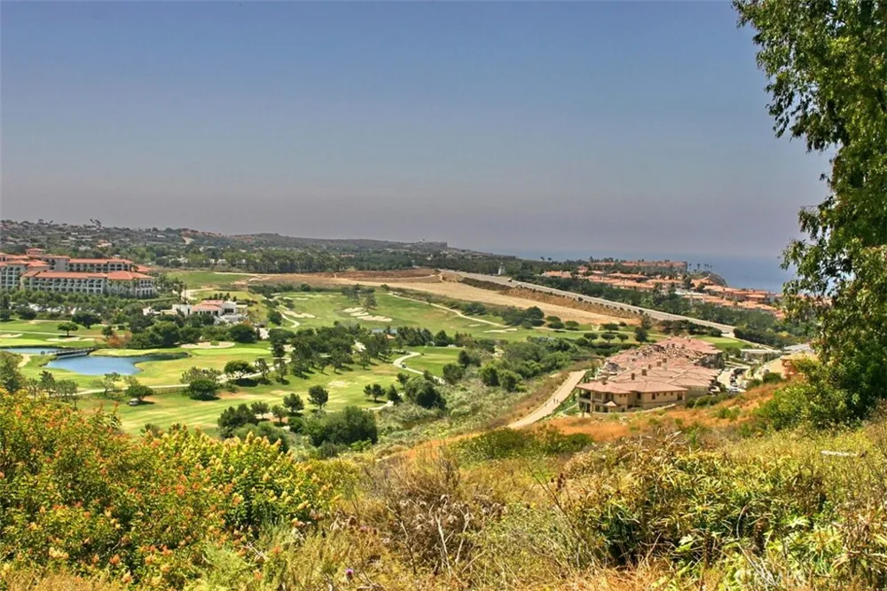 33611 Dana Vista Drive #31 Dana Point, CA 92629