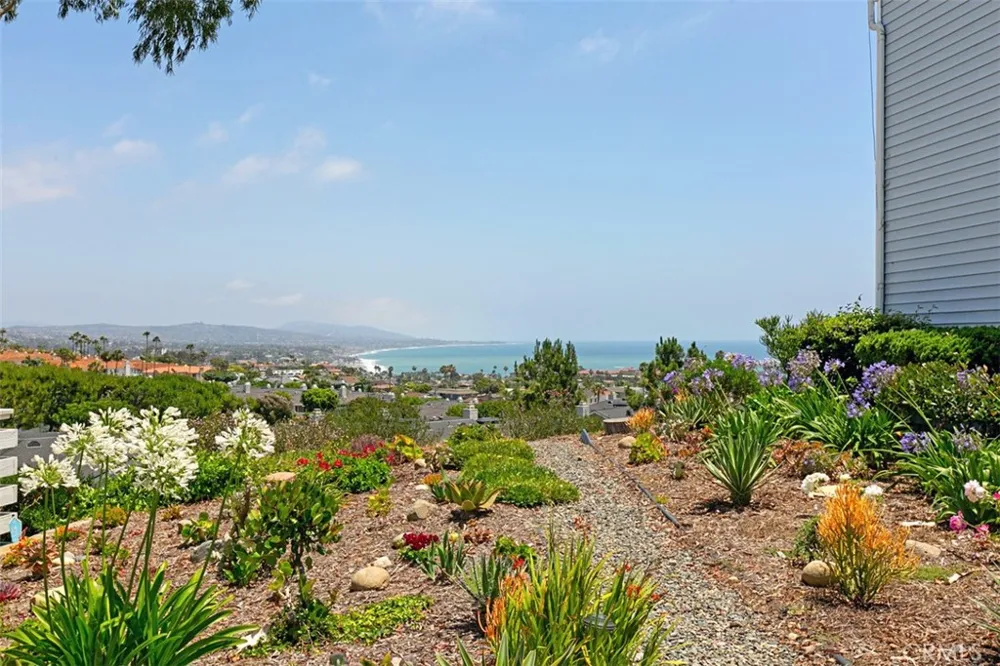 33611 Dana Vista Drive #31 Dana Point, CA 92629