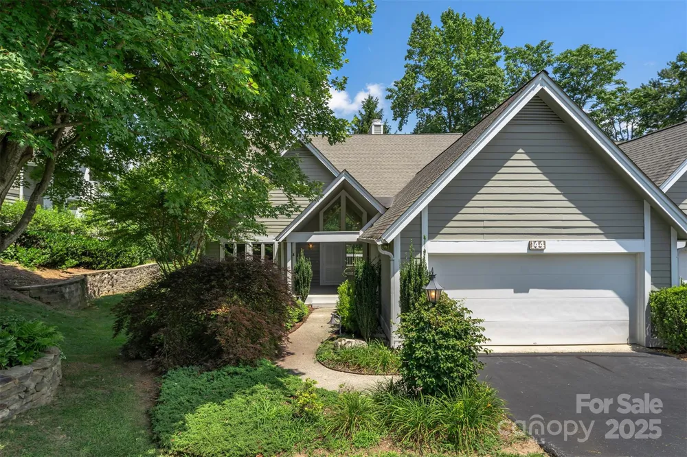 144 Overlook Drive Flat Rock, NC 28731