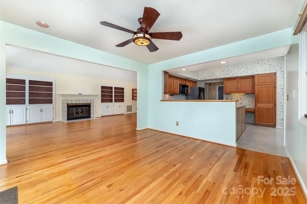 144 Overlook Drive Flat Rock, NC 28731