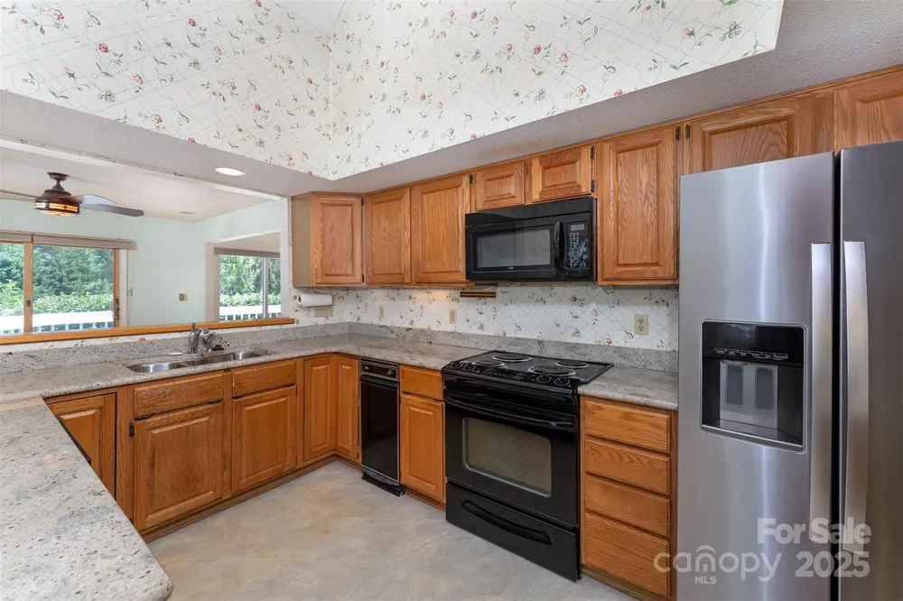 144 Overlook Drive Flat Rock, NC 28731