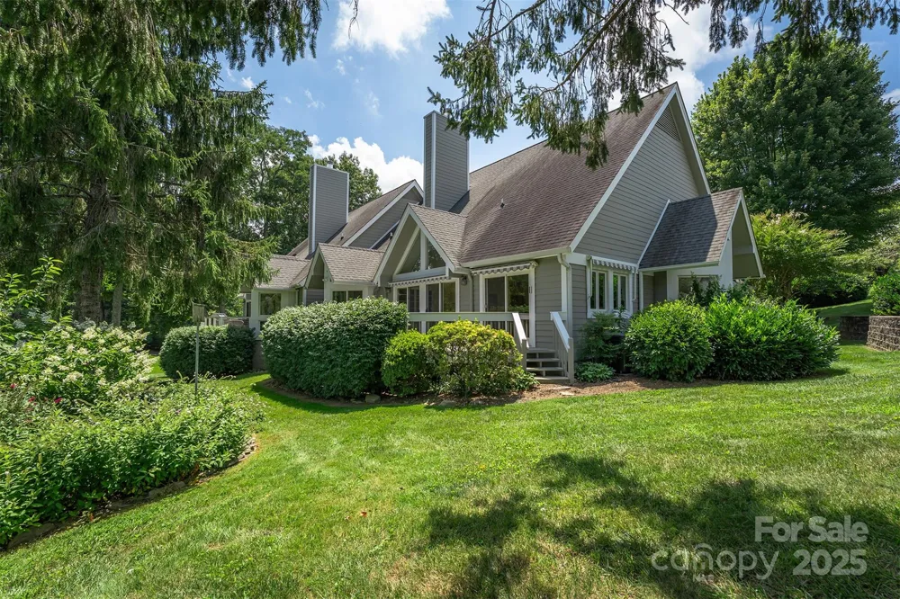 144 Overlook Drive Flat Rock, NC 28731