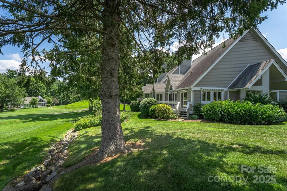 144 Overlook Drive Flat Rock, NC 28731