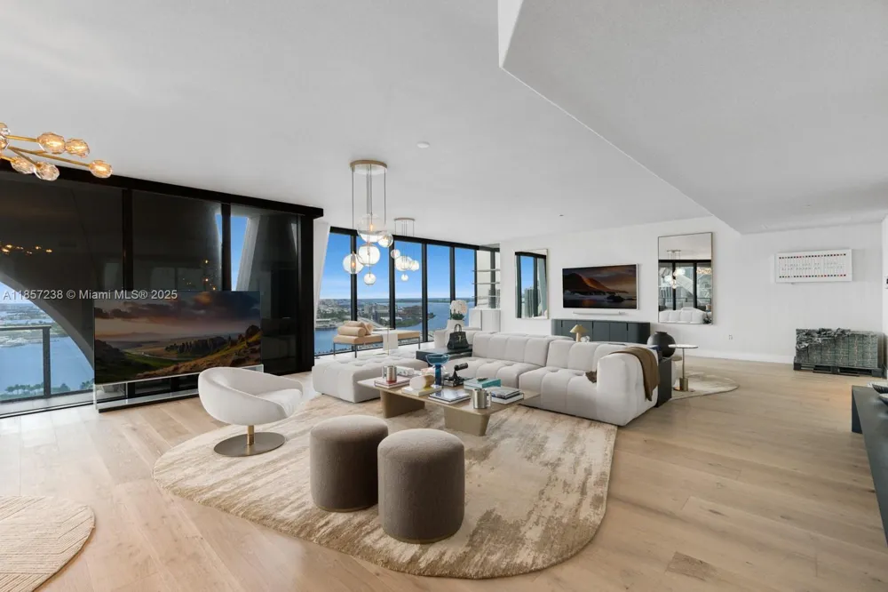 1000 Biscayne Blvd #2402 Miami, FL 33132