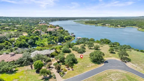 2928 Cliff Overlook