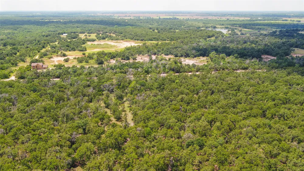 418 County Road 405 Buckholts, TX 76518