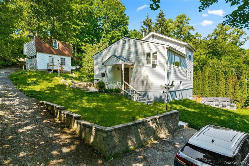 398 E Main Street Jefferson Valley, NY 10535