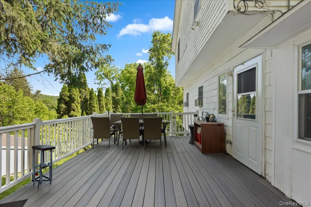 398 E Main Street Jefferson Valley, NY 10535