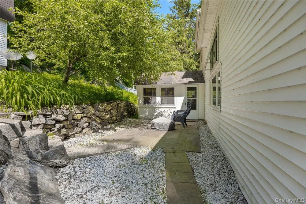 398 E Main Street Jefferson Valley, NY 10535
