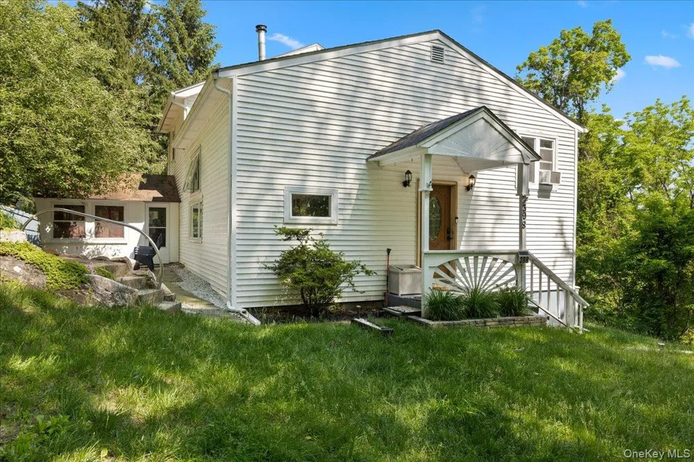 398 E Main Street Jefferson Valley, NY 10535