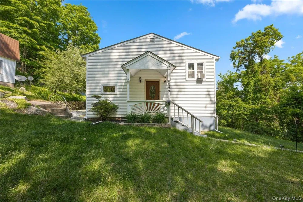 398 E Main Street Jefferson Valley, NY 10535