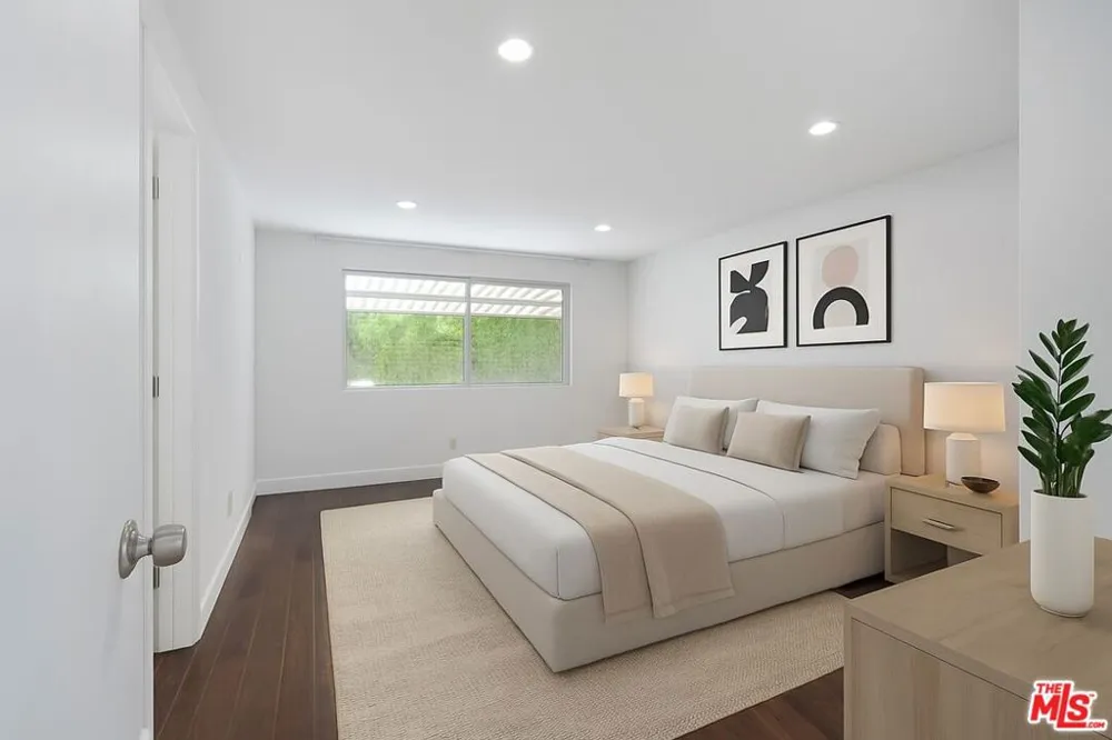 603 Doheny Drive #2B Beverly Hills, CA 90210