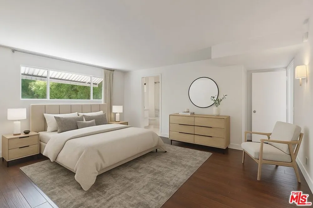 603 Doheny Drive #2B Beverly Hills, CA 90210
