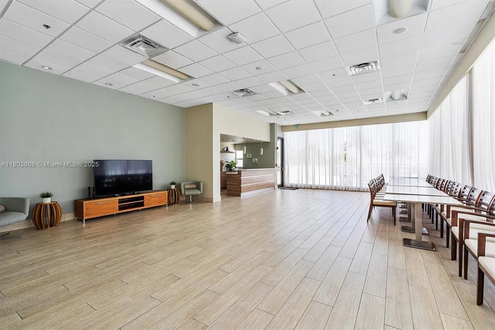 9511 Collins Ave #1002 Surfside, FL 33154