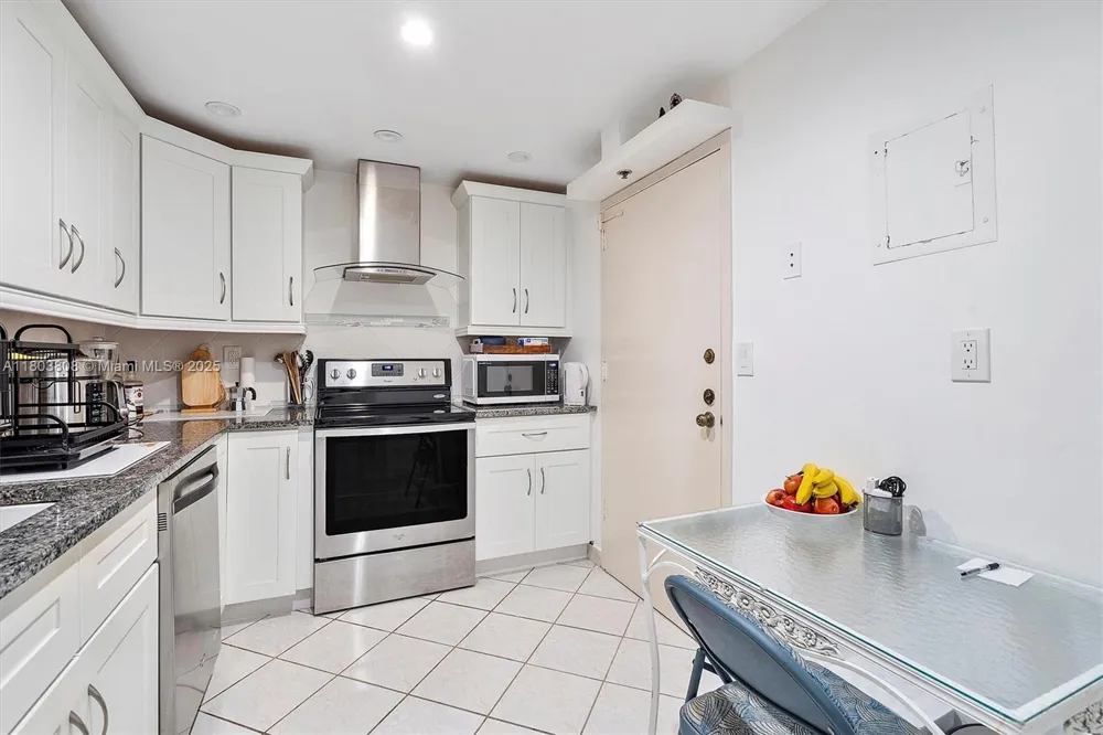 9511 Collins Ave #1002 Surfside, FL 33154