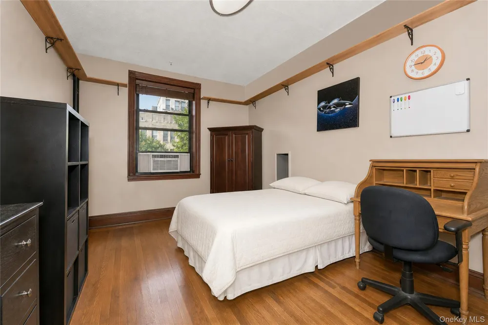 15 Fort Washington Avenue #3A New York (Manhattan), NY 10032