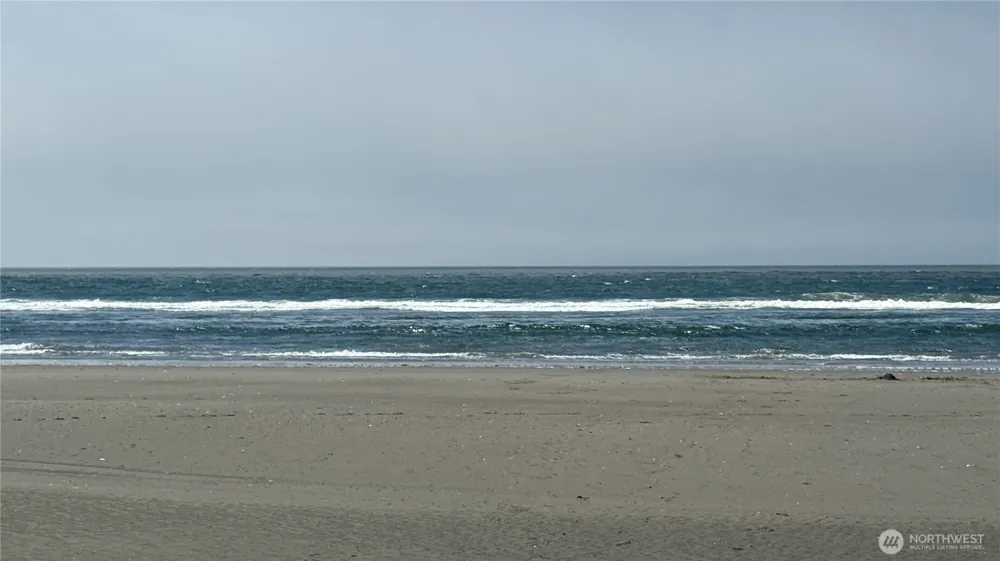 615 Dune Crest Loop Westport, WA 98595
