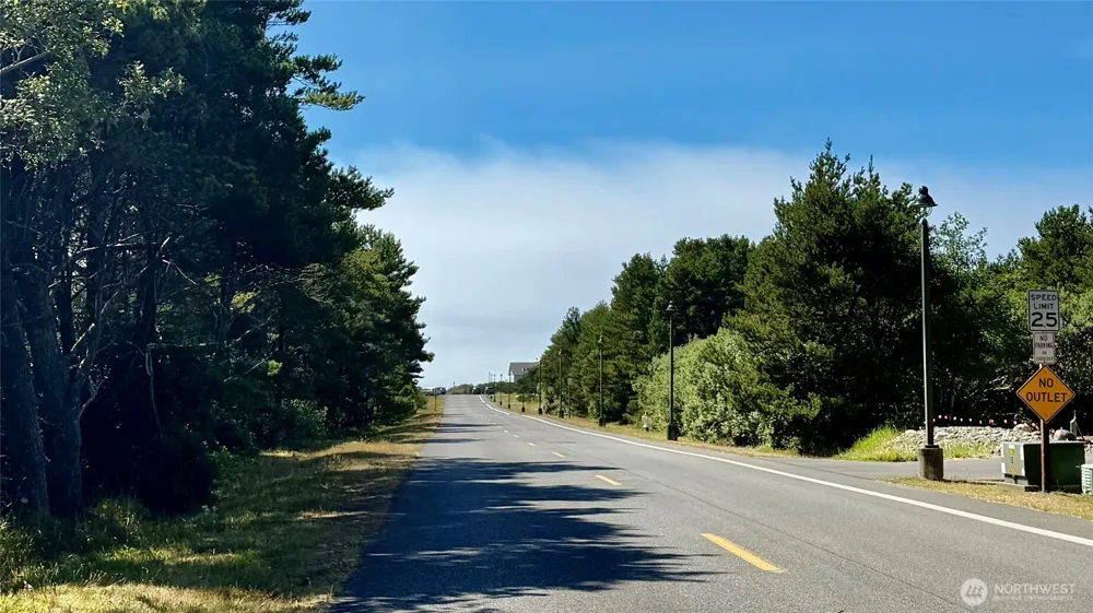 615 Dune Crest Loop Westport, WA 98595