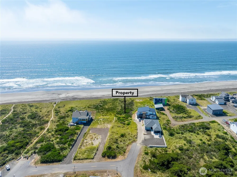 615 Dune Crest Loop Westport, WA 98595