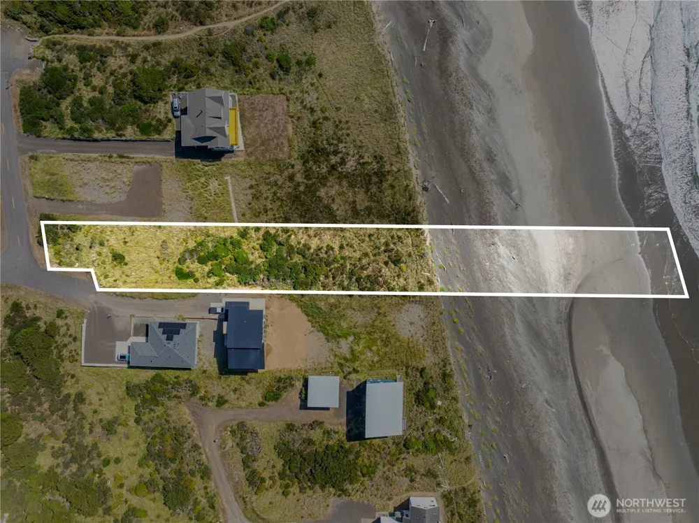 615 Dune Crest Loop Westport, WA 98595