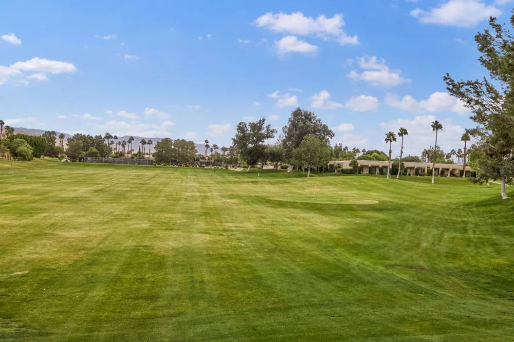 28827 Isleta Court Cathedral City, CA 92234