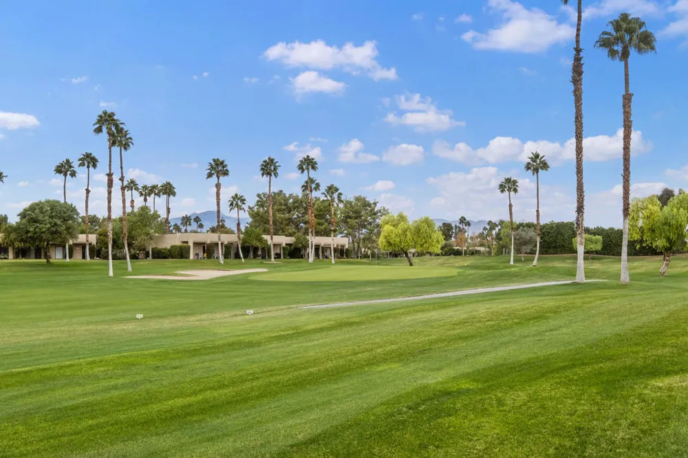 28827 Isleta Court Cathedral City, CA 92234