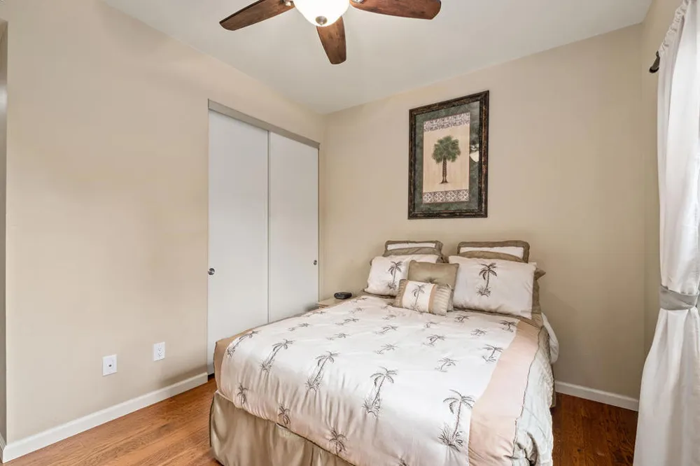 28827 Isleta Court Cathedral City, CA 92234