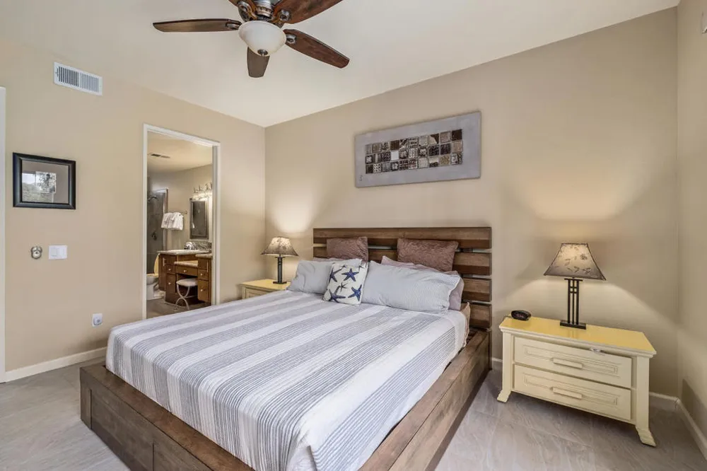 28827 Isleta Court Cathedral City, CA 92234