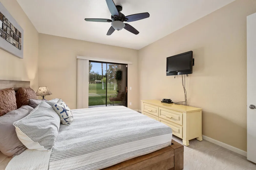 28827 Isleta Court Cathedral City, CA 92234