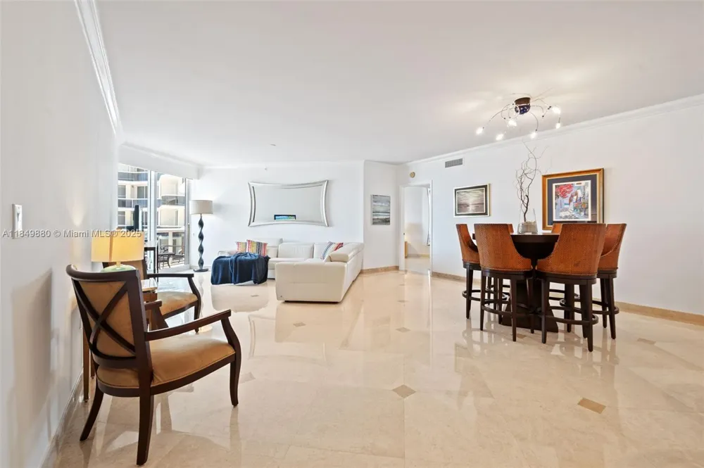 9595 Collins Ave #N7-D Surfside, FL 33154