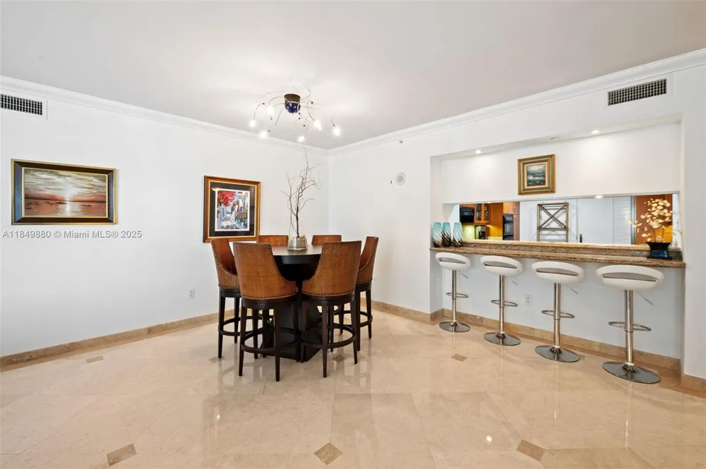 9595 Collins Ave #N7-D Surfside, FL 33154